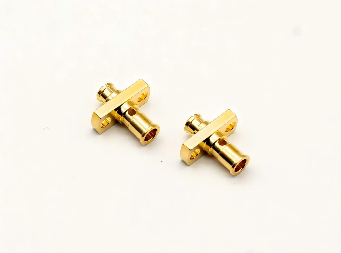 GPO two-hole flange with 3506 cable