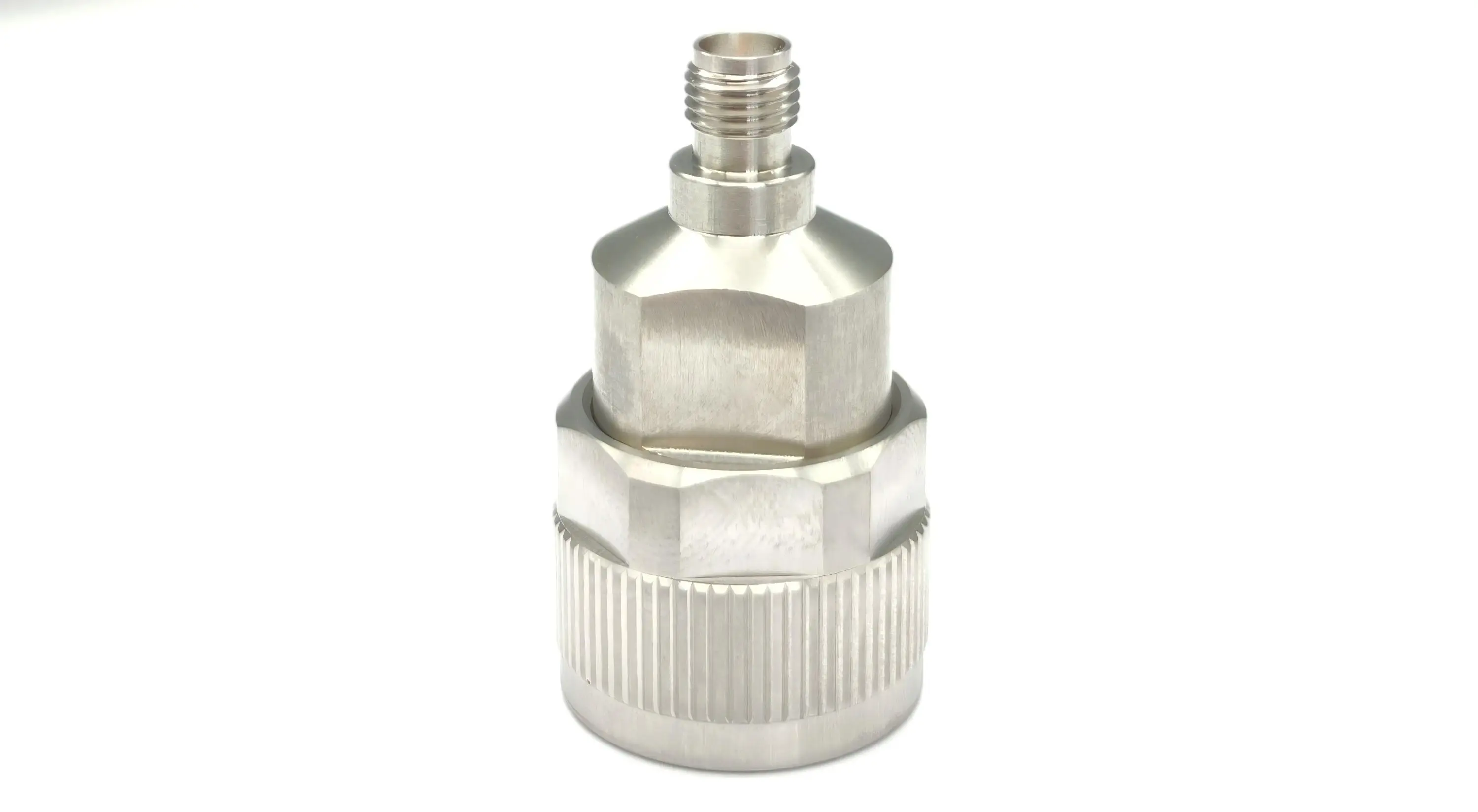 N-type male to SMA female adapter N-type male to SMA female adapter